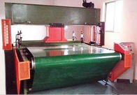 Conveyor Belt Feeding Clicker Cutting Machine , Hydraulic Cutting Press Machine